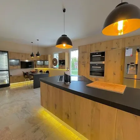 Villa 5* Familles Et Seminaires *